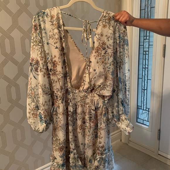 Floral dress -Lovestitch - Picture 2 of 3